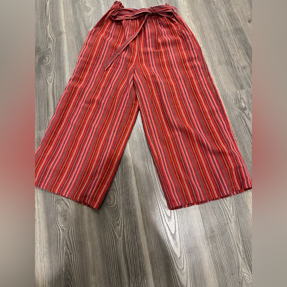 Crop top and crop wide leg pants matching set - size small - Picture 4 of 7